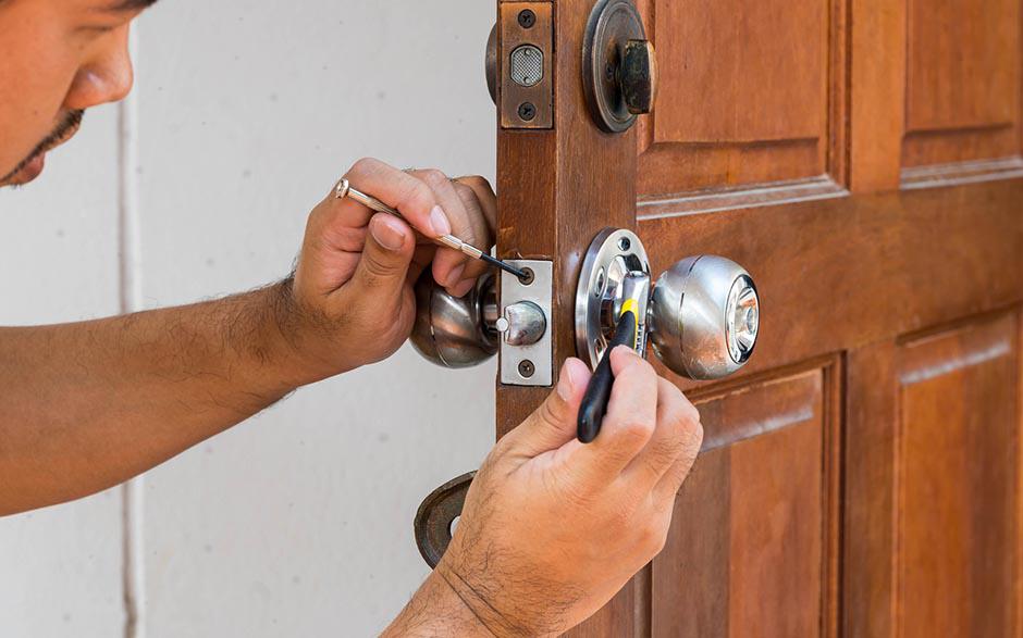 changer de serrure porte d'entrée Épinay-sous-Sénart